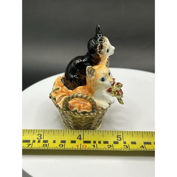 Kittens in a Basket Enameled Metal Trinket Box with Crystals Two Inches Mint - Picture 10 of 10